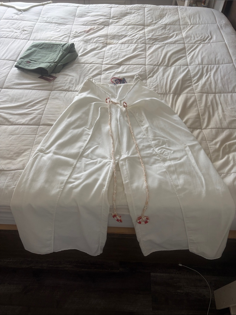 Women’s White Wide-Leg Pants with Drawstring Waist